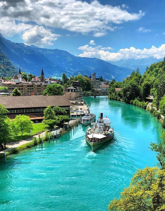 Switzerland campus 6